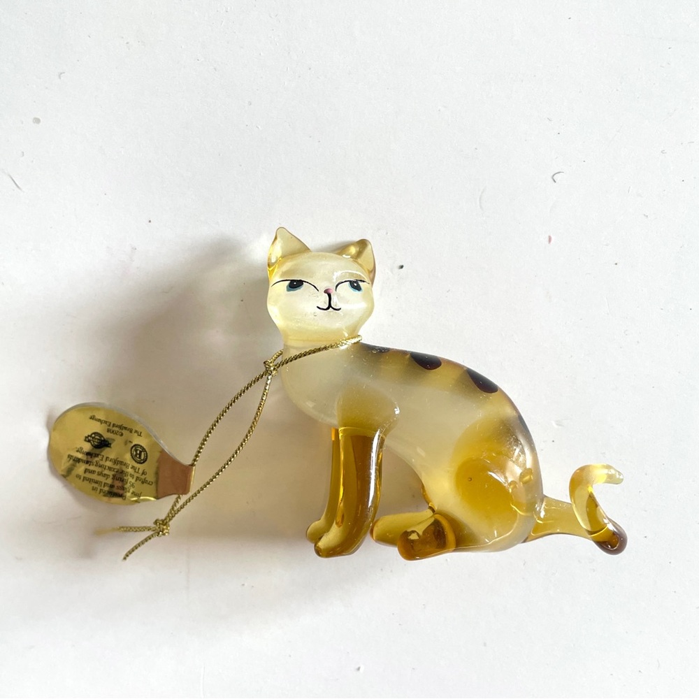 Bradford Exchange Glass Cat Ornament Shy Amber Cat-itudes Art Figurine 2008⁠